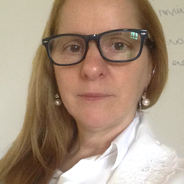 Eliana Esquiante - v2